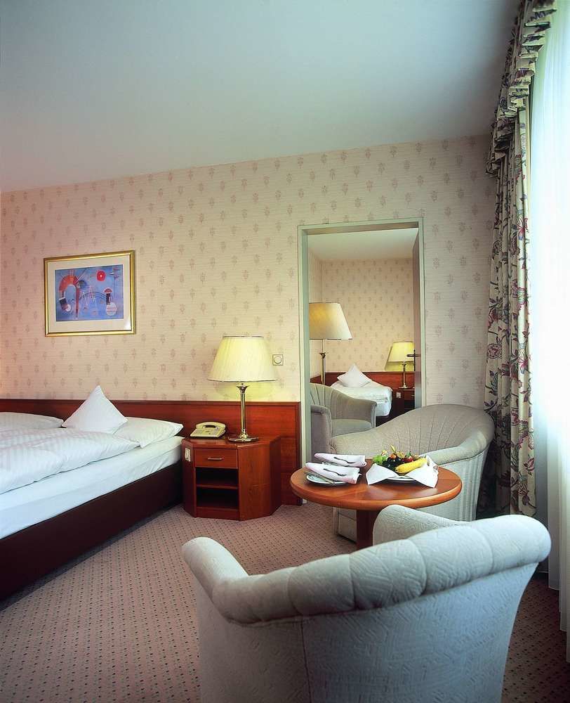 แมริทิม โฮเต็ล อัล์ม Hotel อูล์ม ภายนอก รูปภาพ